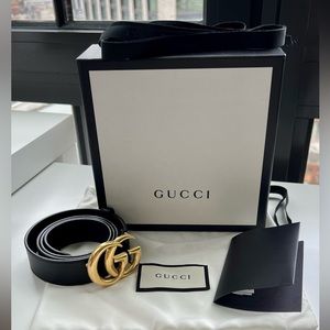 Gucci Leather Belt GG Gold Buckle / Black / Size 85-34 / Width 1